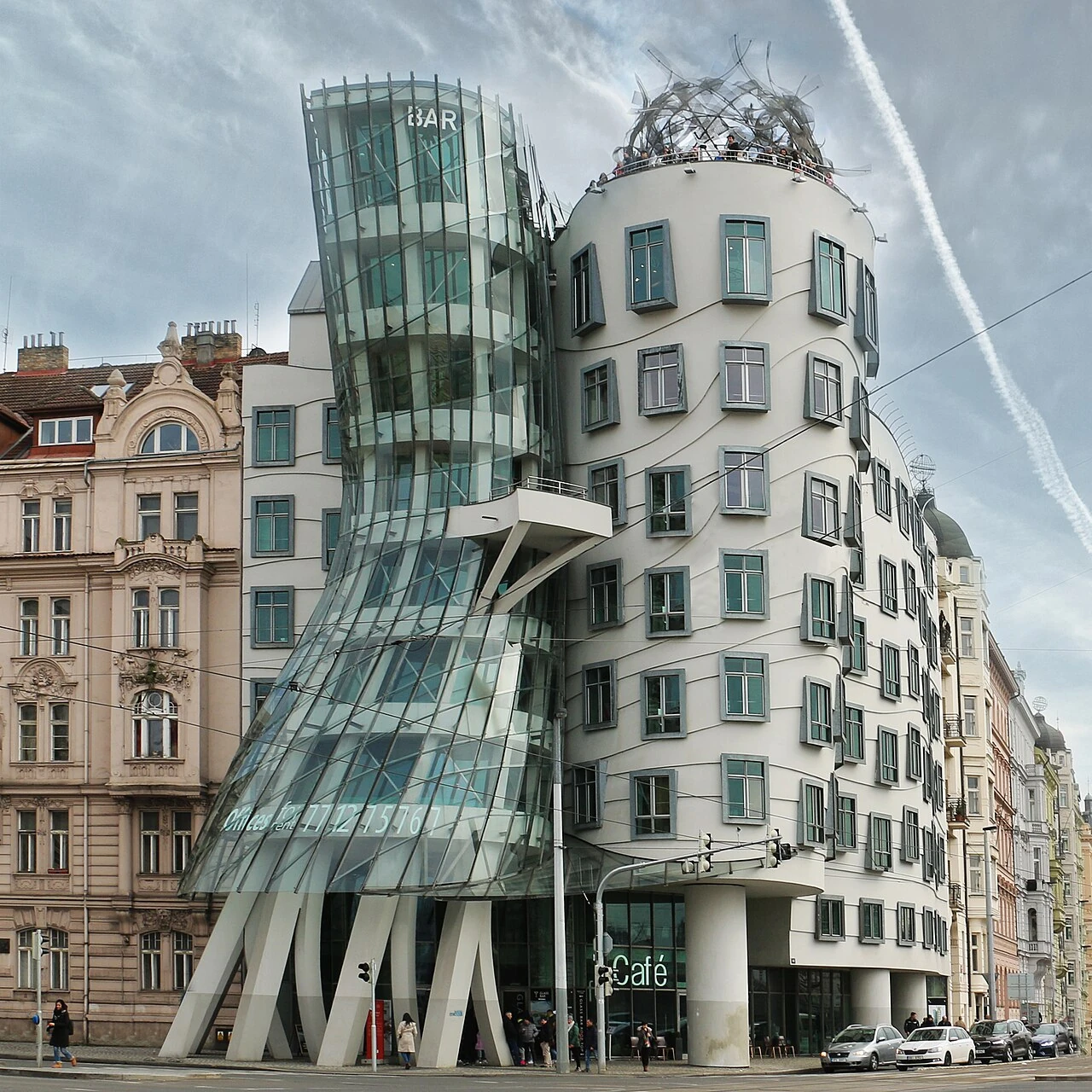 Tančící dům (Dancing House - Fred & Ginger)